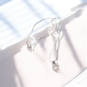 Elegant Silver Hello Kitty Necklace